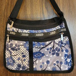 Lesportsac Deluxe Everyday Bag 2007 Moondance Print